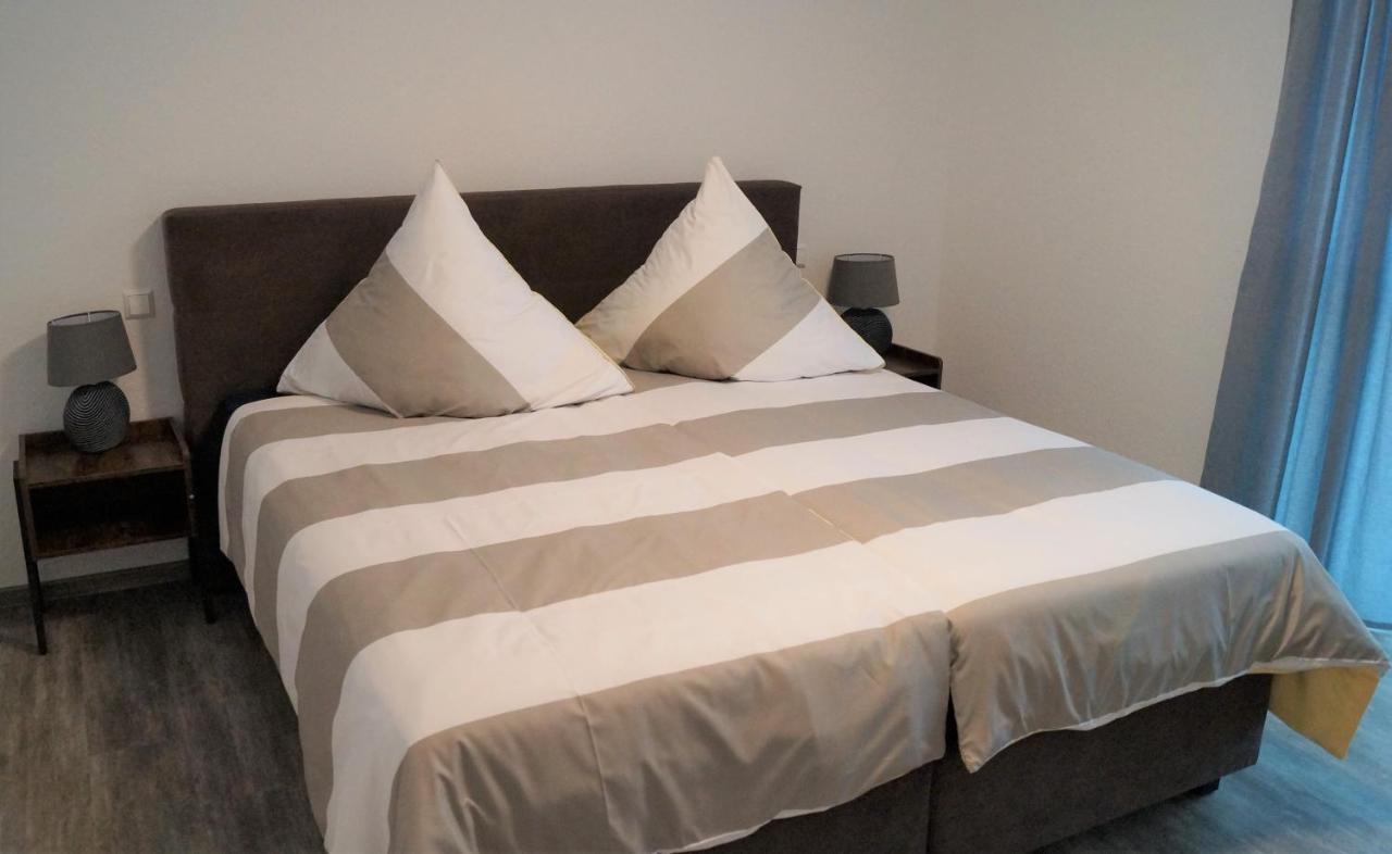 ריינשטטן Flat11 4-Zi Wohnung Messe Karlsruhe מראה חיצוני תמונה